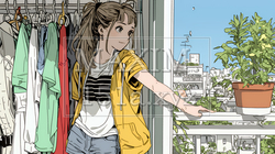 着ていく服をクローゼットから選ぶ若い女性 | 1015803-15934