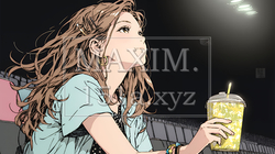 映画や演劇を鑑賞している若い女性 | 1240863-16120