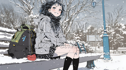 雪の積もる田舎道を歩いている若い女性 | 1646363-13112