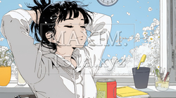 朝の目覚ましを止めて伸びをしている若い女性 | 166410-15497