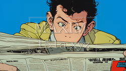 新聞を見て驚いている男性