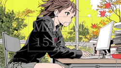 美しい紅葉の中でもPCを手放せない若い女性