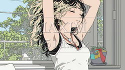 朝の目覚ましを止めて伸びをしている若い女性 | 3971654-15496