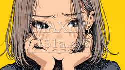 唇を噛んで不安そうな表情をしている若い女性