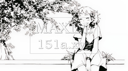 公園のベンチでひとり静かにくつろぐ若い女性（シンプルな色使い）｜4284563-17579