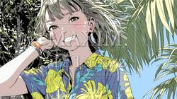 沖縄のかりゆしファッションを着て笑顔いっぱいの若い女性｜4605634-9735