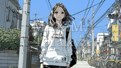 休みの日、自宅の近所を散歩している若い女性 | 4900471-9139