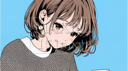楽しそうにスマホ画面を眺めている若い女性 | 503323-14989