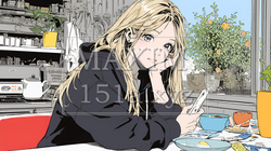 食事の最中もスマホを手放せない若い女性 | 5267370-12554