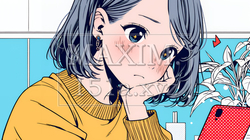 スマホでメールを読みながら唇を噛んでいる神経質な女性。表情には不安が漂っている。 | 5280105-8111