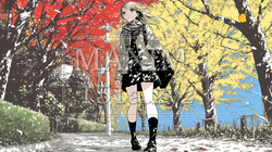 水辺の紅葉の小径を散策している若い女性｜5306190-15765