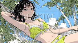 沖縄の青空の下、下着姿でハンモックで休んでいる若い女性