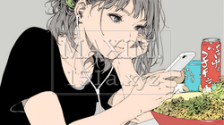 食事の最中もスマホを手放せない若い女性 | 6101918-12531