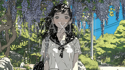 満開の藤の花の下を歩いている女子高生 | 7224437-7900