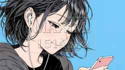 楽しそうにスマホ画面を眺めている若い女性 | 847289-14972