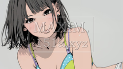 着替え中の若い女性