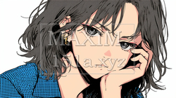憎々しい目でにらみつけてくる若い女性