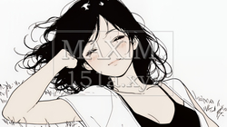 幸せそうな寝顔で眠っている若い女性（シンプルな色使い）