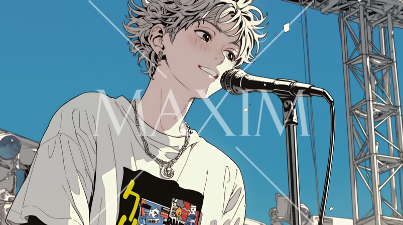 ステージでマイクを握り、情熱的に歌い上げる男性