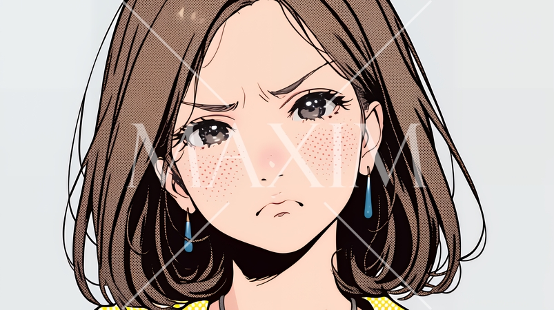 嫌悪の表情を浮かべている若い女性