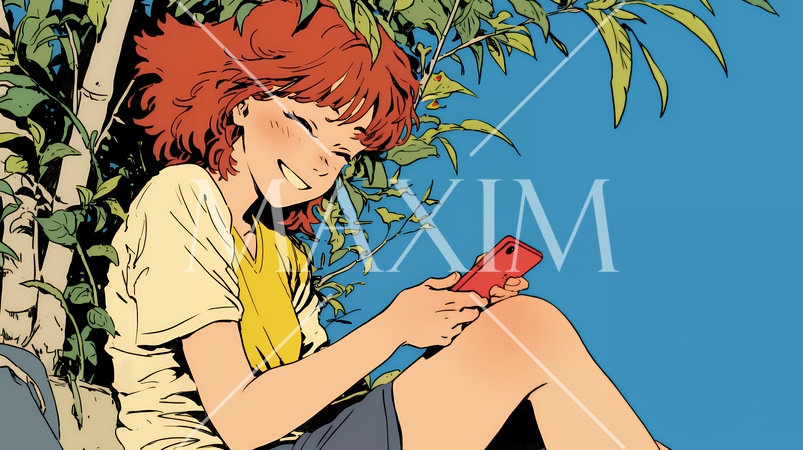 嬉しそうな表情でスマホを使っている女性