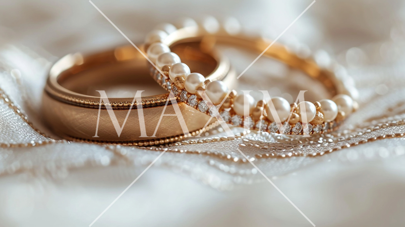 結婚式をイメージした白基調の背景画像