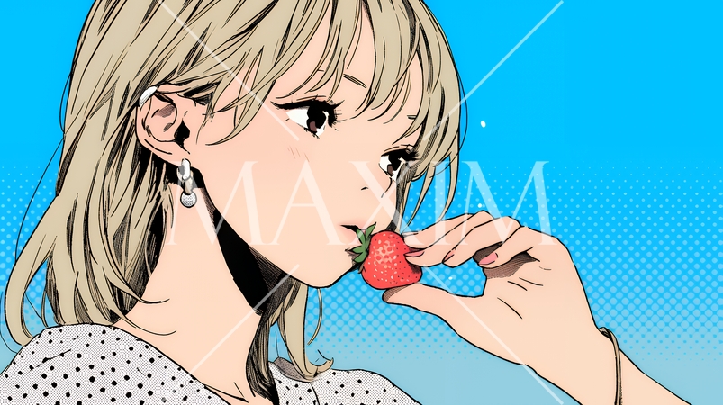 イチゴを摘んで食べている若い女性