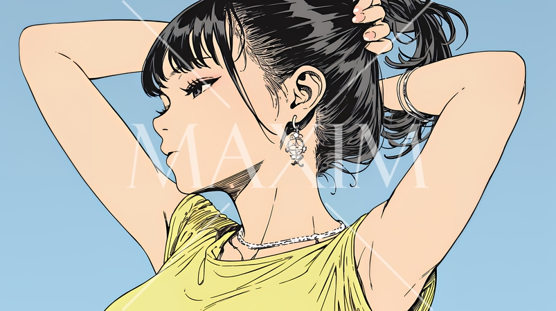 髪をかきあげている（なでている）若い女性