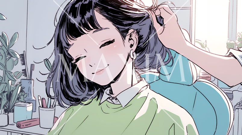 ヘアカットをしている若い女性