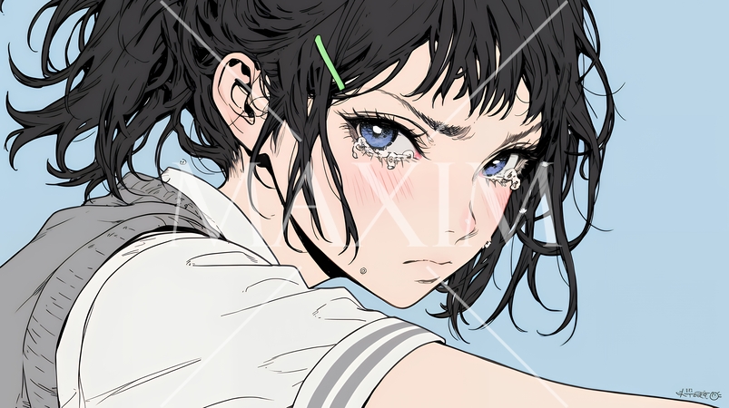 涙ぐむ制服姿の女子高生