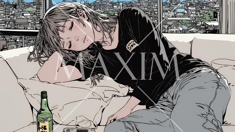 家で一人で酒を飲んで酔いつぶれた女性