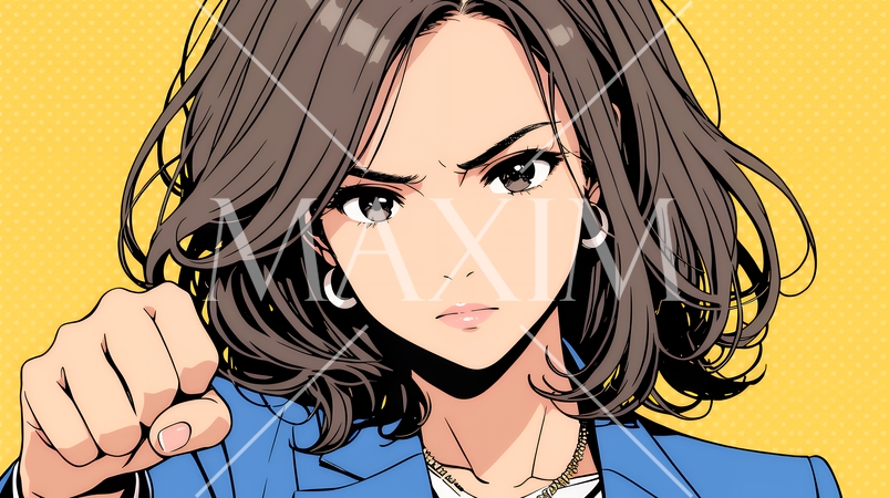 ガッツポーズ（拳を握って力強く）をしているビジネスウーマン