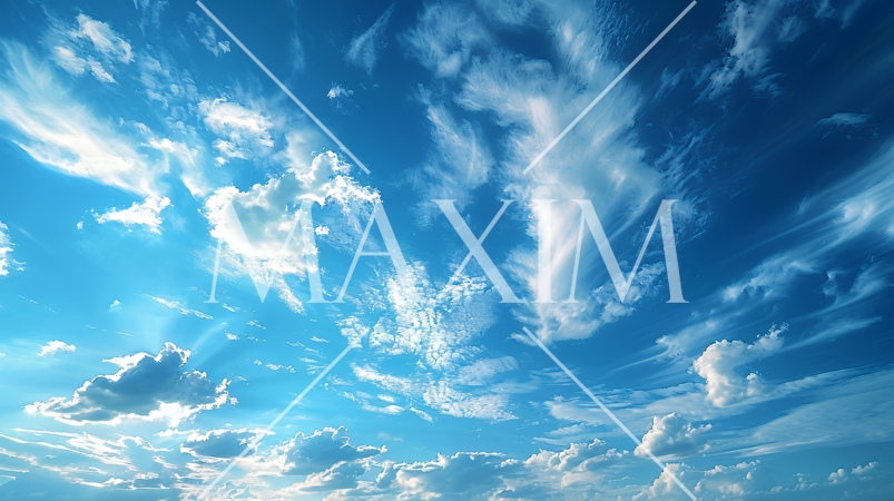 藍色の空と柔らかい積雲