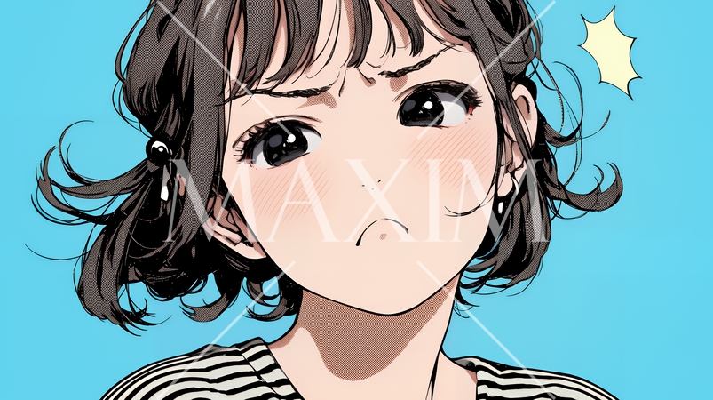 口と顔を歪めて嫌な感情を表している若い女性