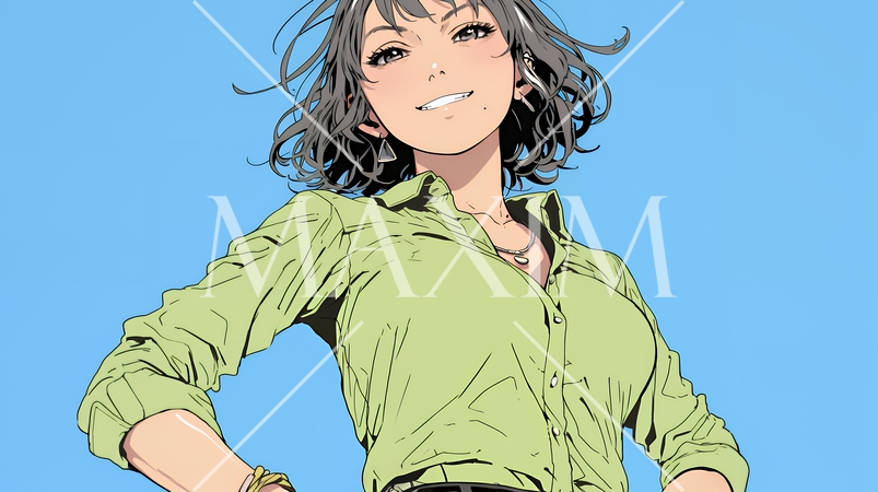 得意げな表情を浮かべている若い女性