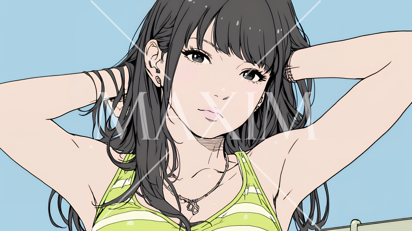 タンクトップ姿が魅力的な若い女性。