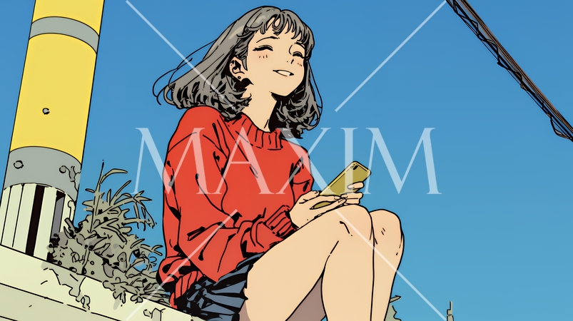 嬉しそうな表情でスマホを使っている女性