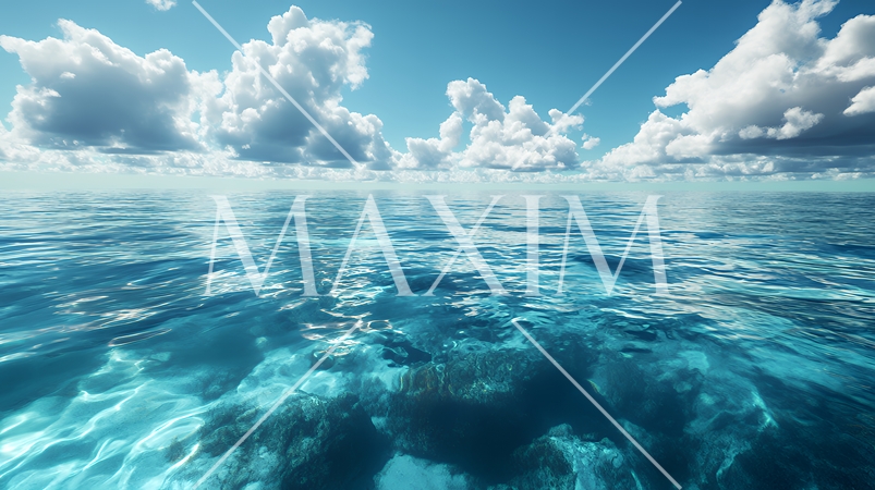 南国の透明な海と青い空：実写風