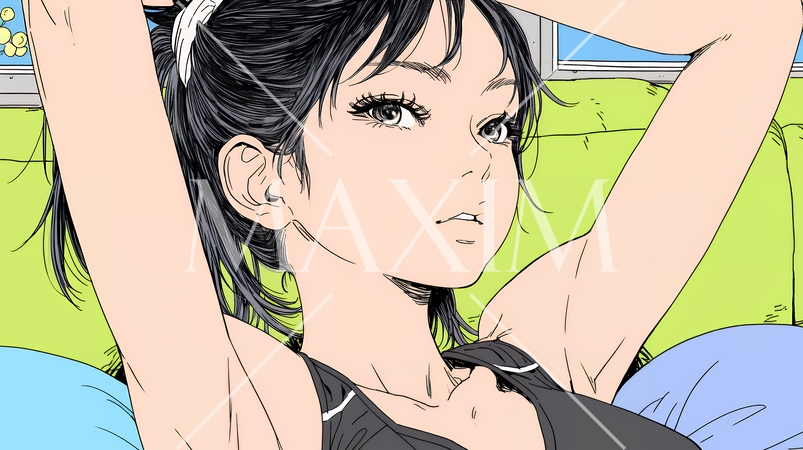 朝の目覚ましを止めて伸びをしている若い女性