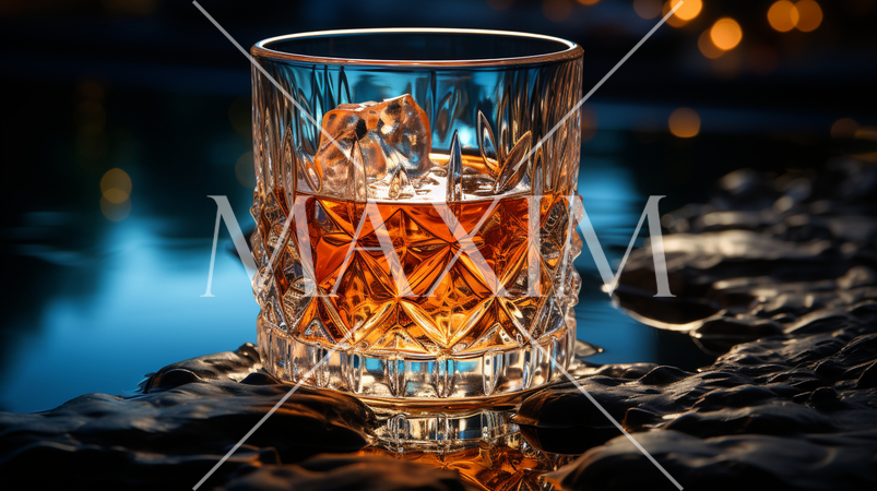 バカラのグラスで飲むウィスキーのオンザロック