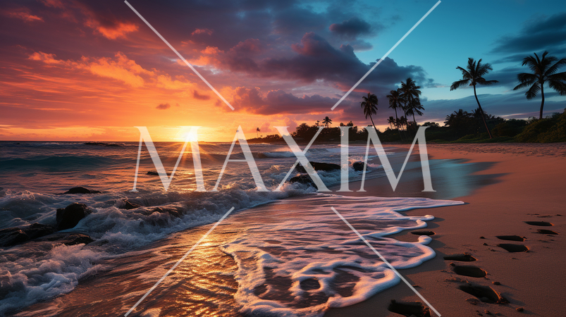 夕暮れ時の南国のビーチ