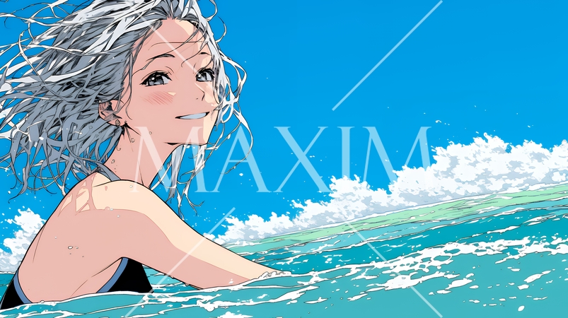 海で泳いでいる若い女性