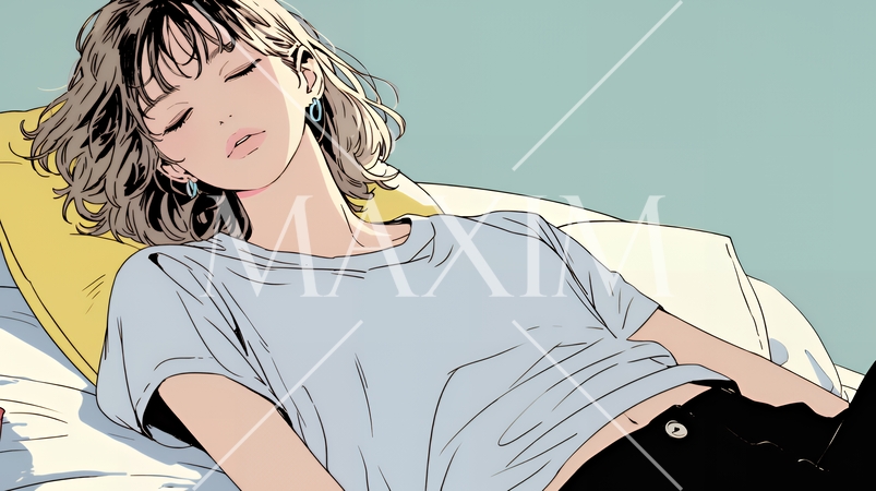 幸せそうな寝顔で眠っている若い女性