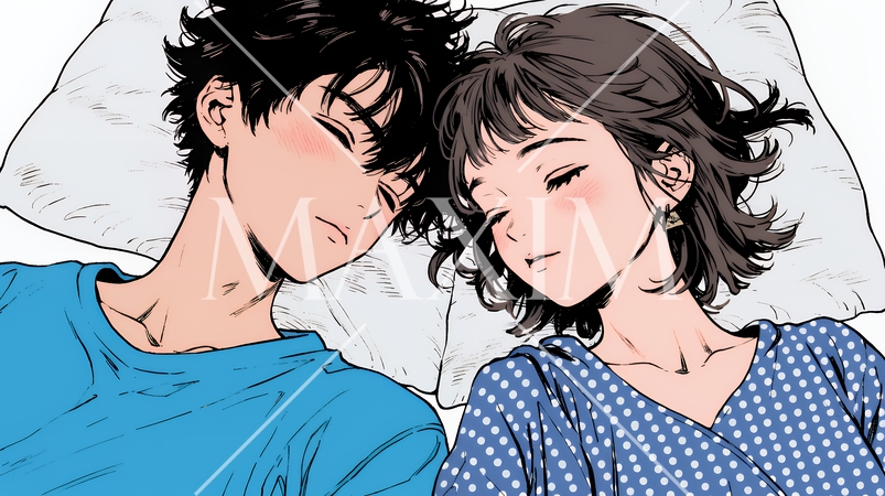 寄り添いながら穏やかに眠る若いカップル